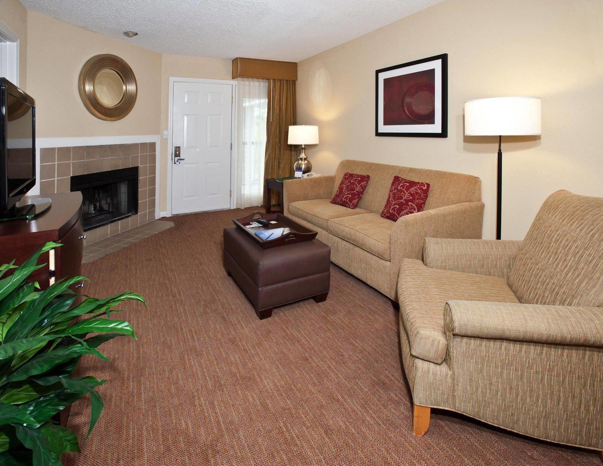 Homewood Suites Charlotte North Unc Research Quarto foto